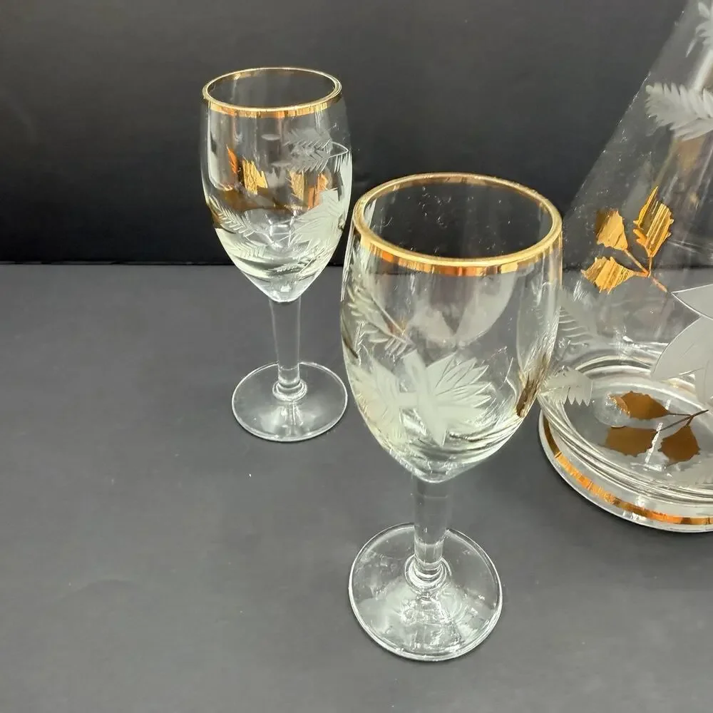 Vintage Barware Rumania Romania Gold Trim Crystal Decanter & 4 Wine Glasses